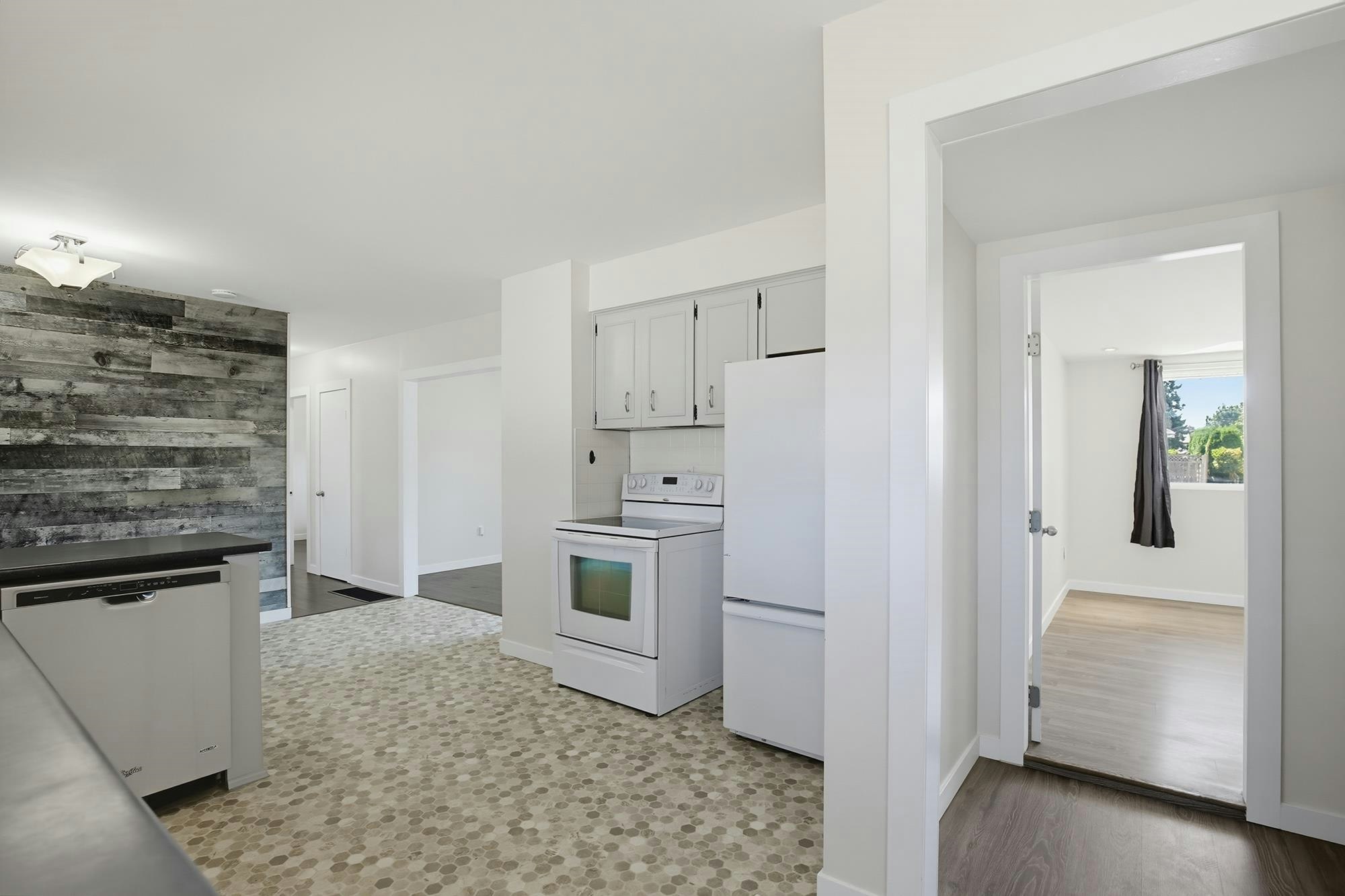 33515 8 Avenue, Mission, BC, V2V 2H4 - 12