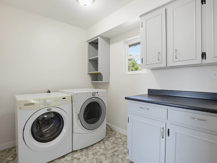 33515 8 Avenue, Mission, BC, V2V 2H4 - 23
