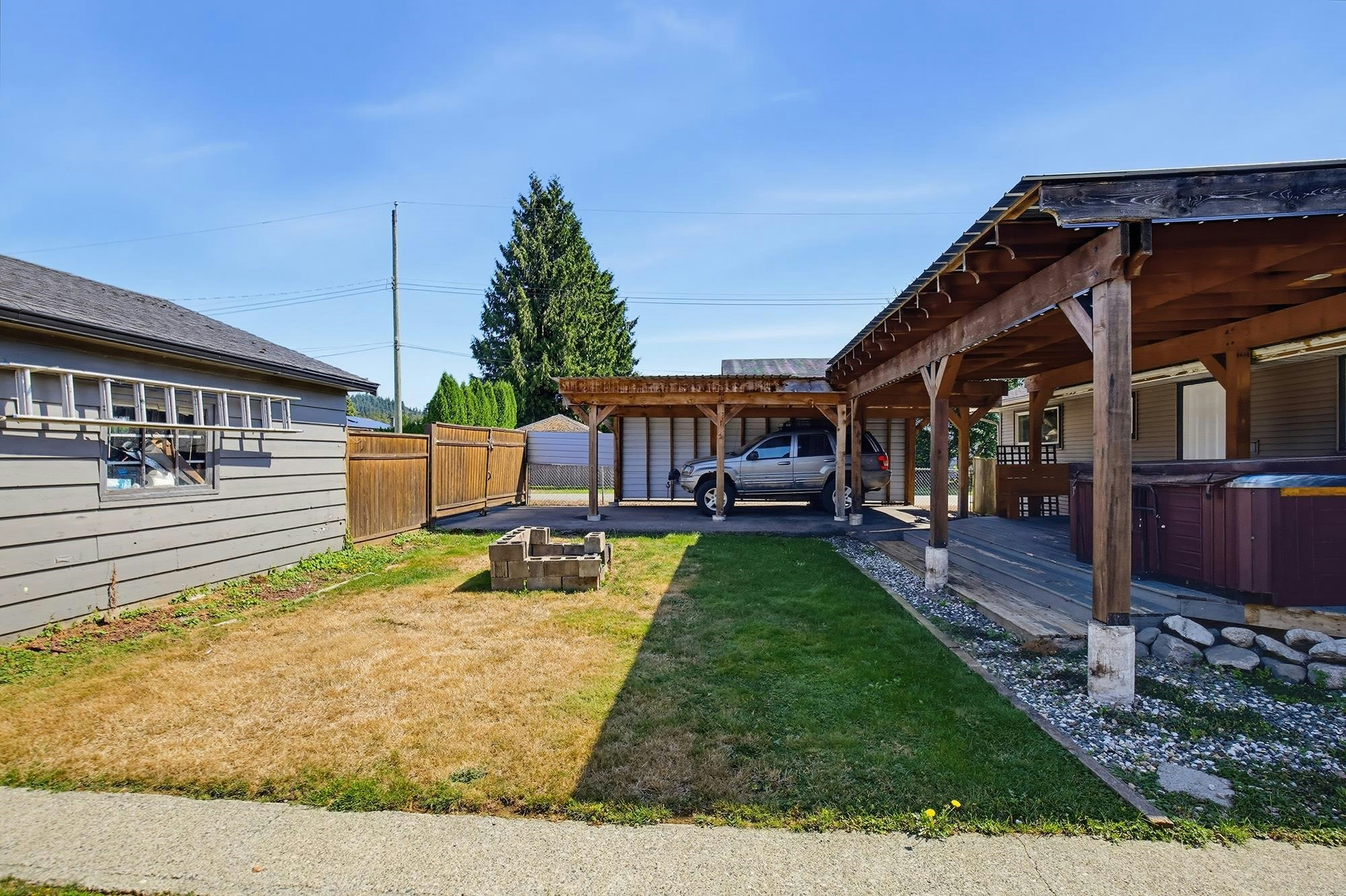 33515 8 Avenue, Mission, BC, V2V 2H4 - 33
