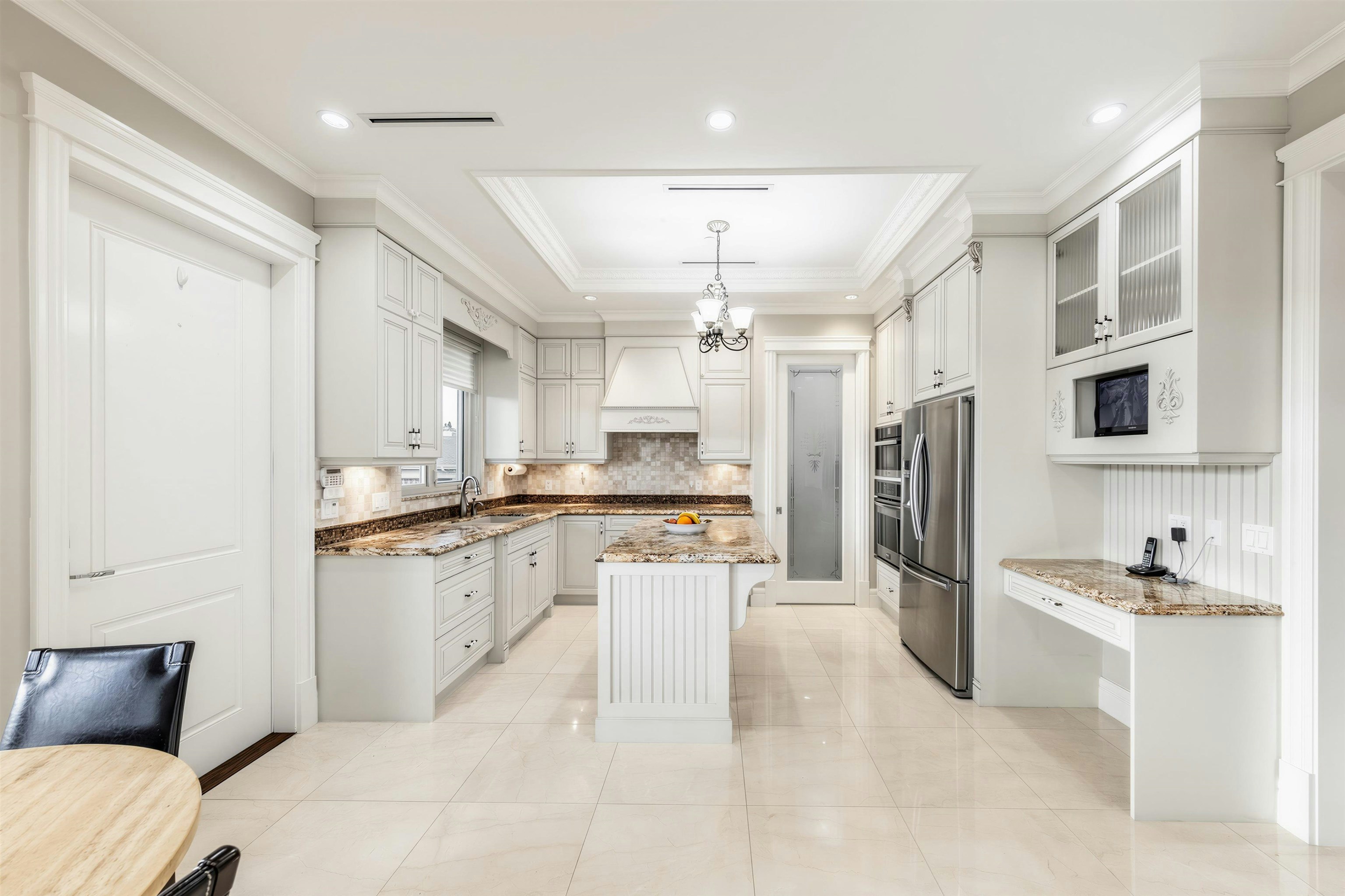 172 W 46th Avenue, Vancouver, BC, V5Y 2W9 - 10