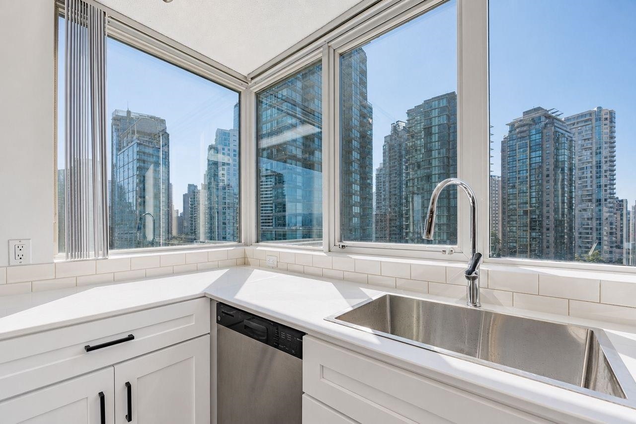 1806-588 Broughton Street, Vancouver, BC, V6G 3E3 - 25