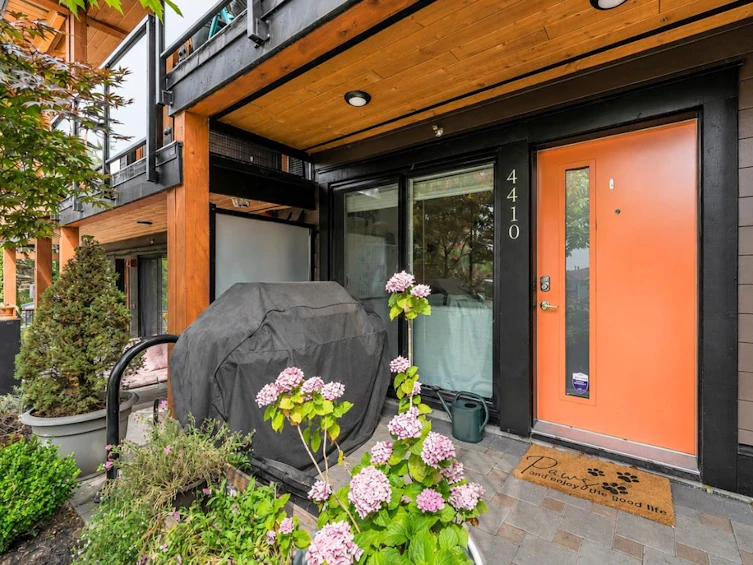 4410 Nanaimo Street, Vancouver, BC, V5N 0H7 - 2
