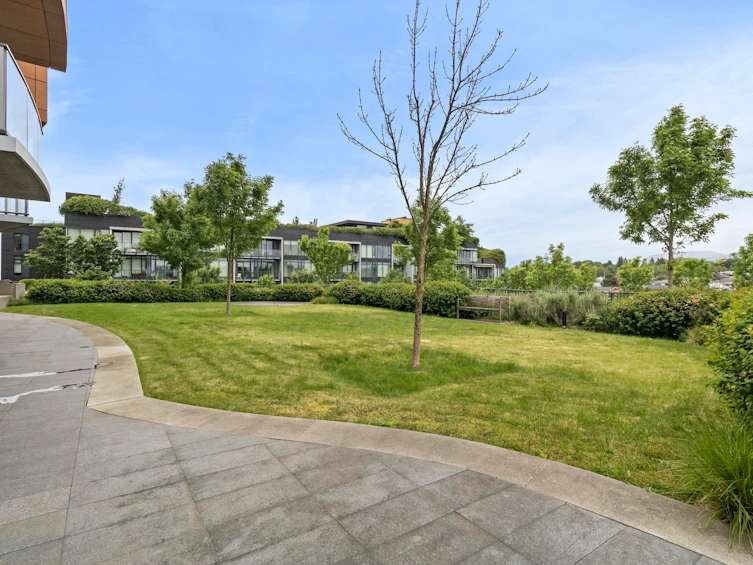 812-8488 Cornish Street, Vancouver, BC, V6P 0C2 - 8