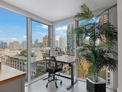 1102-1323 Homer Street - 4