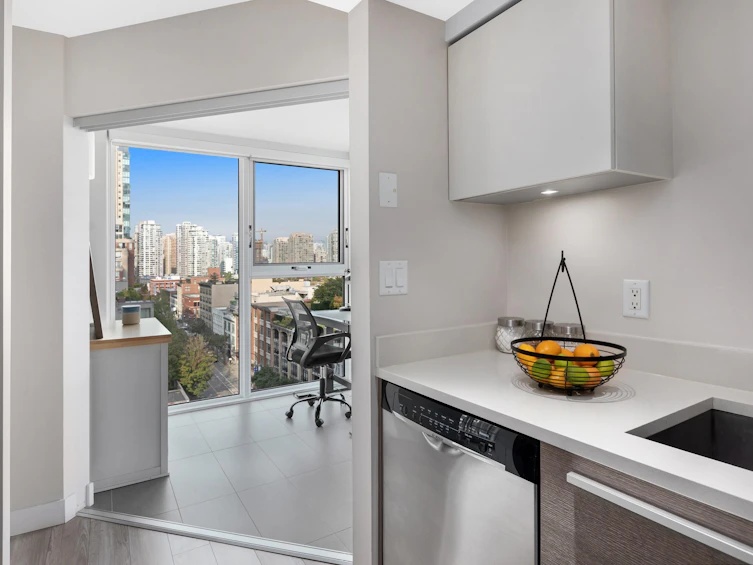 1102-1323 Homer Street, Vancouver, BC, V6B 5M9 - 10