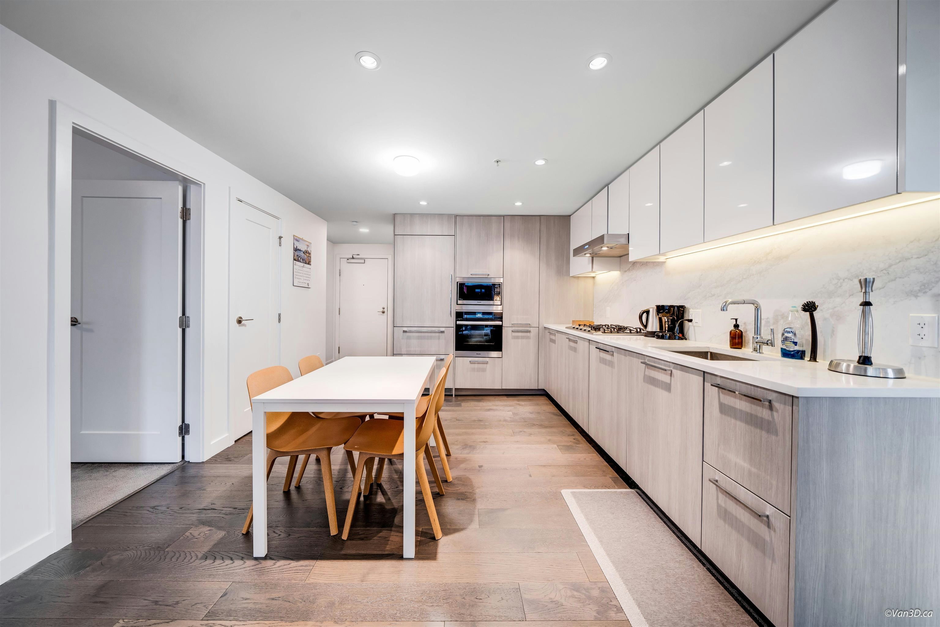 912-8160 Mcmyn Way - 4