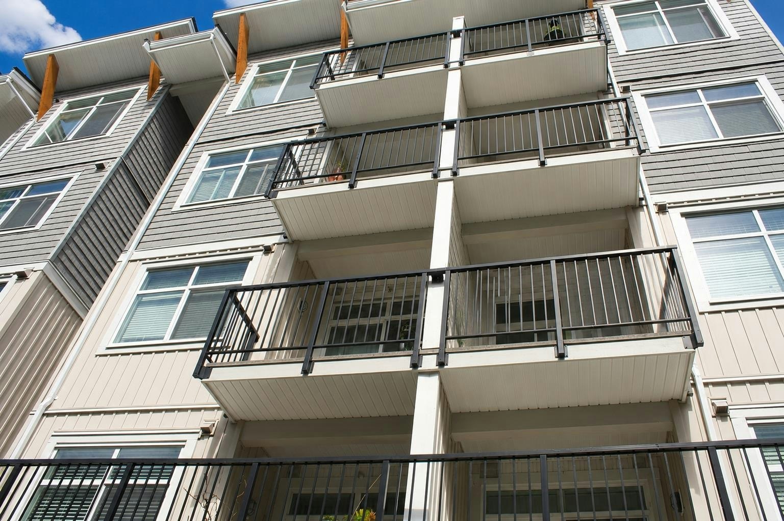 310-19940 Brydon Crescent, Langley, BC, V3A 0K8