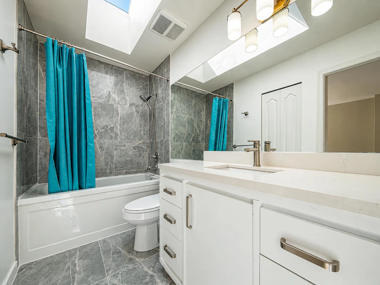 16042 108a Avenue, Surrey, BC, V4N 1P1 - 35