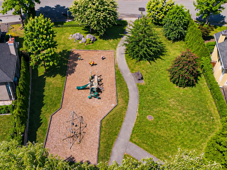 16042 108a Avenue, Surrey, BC, V4N 1P1 - 9