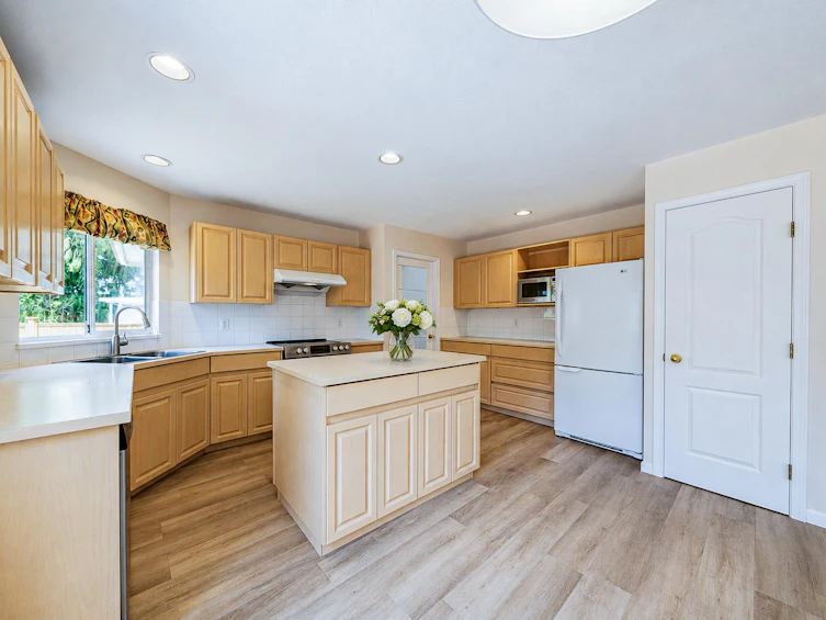 16042 108a Avenue, Surrey, BC, V4N 1P1 - 26