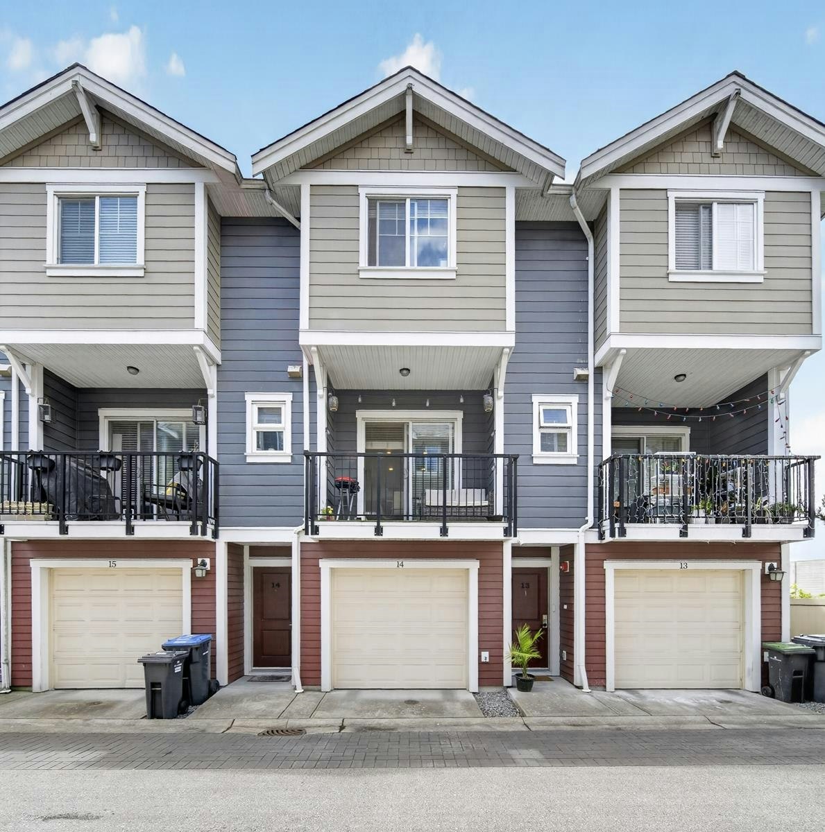 14-1111 Ewen Avenue, New Westminster, BC, V3M 5E3