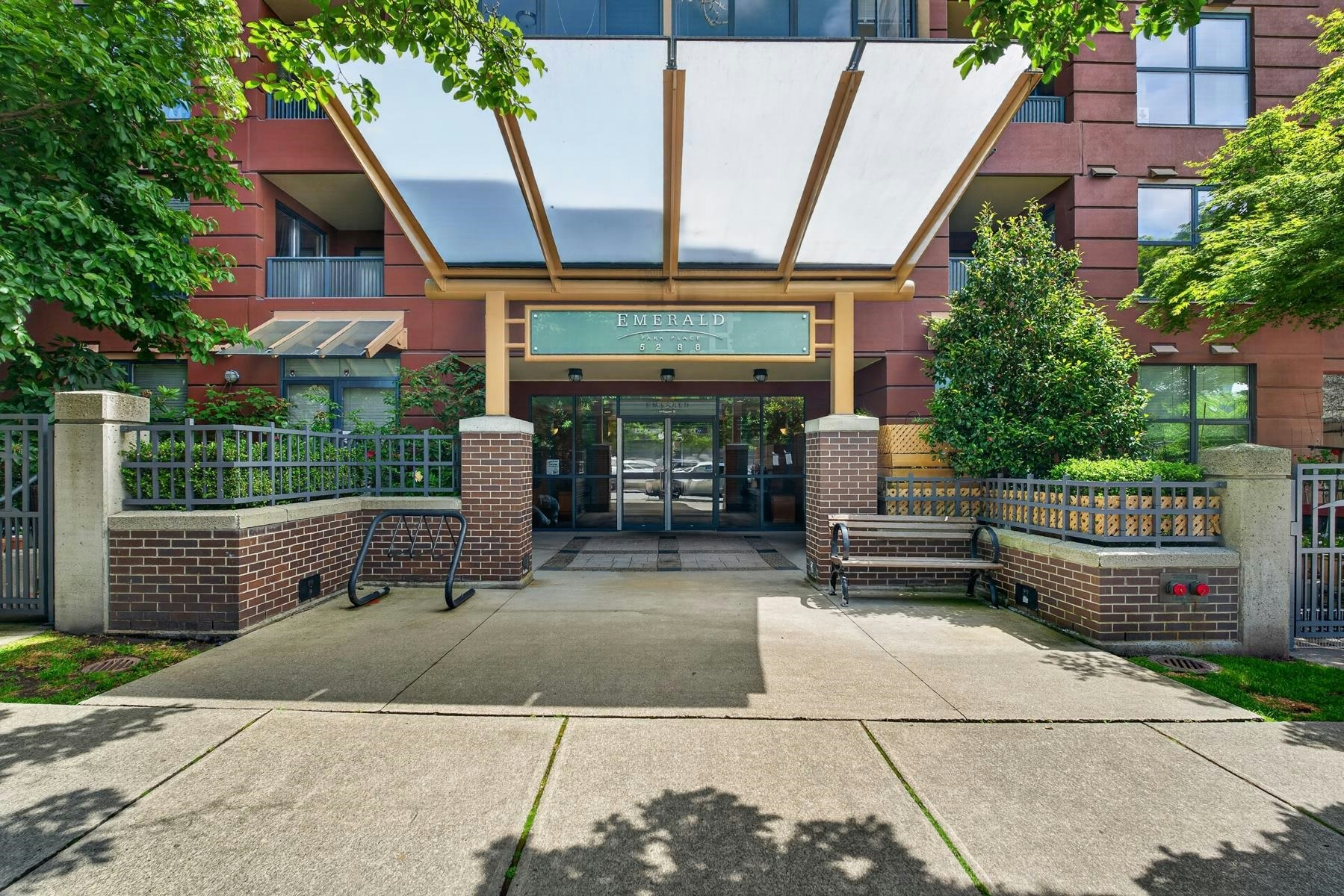 208-5288 Melbourne Street, Vancouver, BC, V5R 6E6