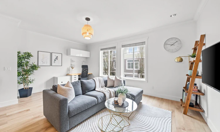12-15399 Guildford Drive