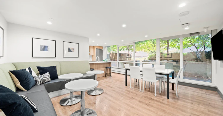 911-1708 Columbia Street, Vancouver, BC, V5Y 0H7 - 13