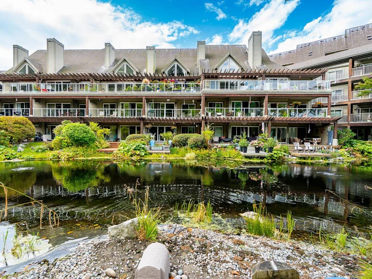 218-1120 Tsatsu Shores Drive, Delta, BC, V4M 4G3 - 3