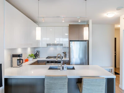 2309-3080 Lincoln Avenue - 3