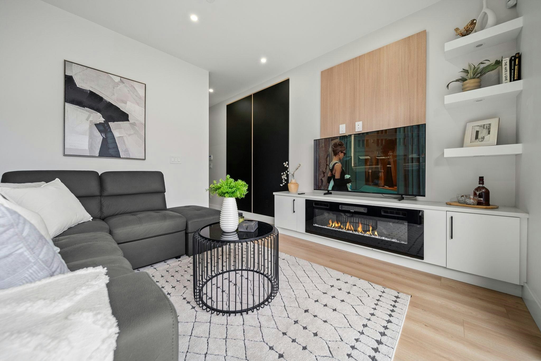 2369 Adanac Street - 5