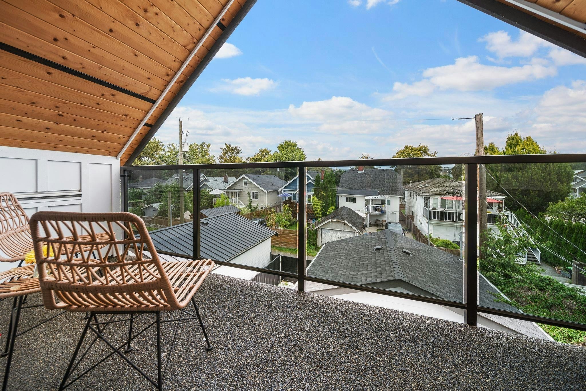 2369 Adanac Street, Vancouver, BC, V5L 2E9 - 26