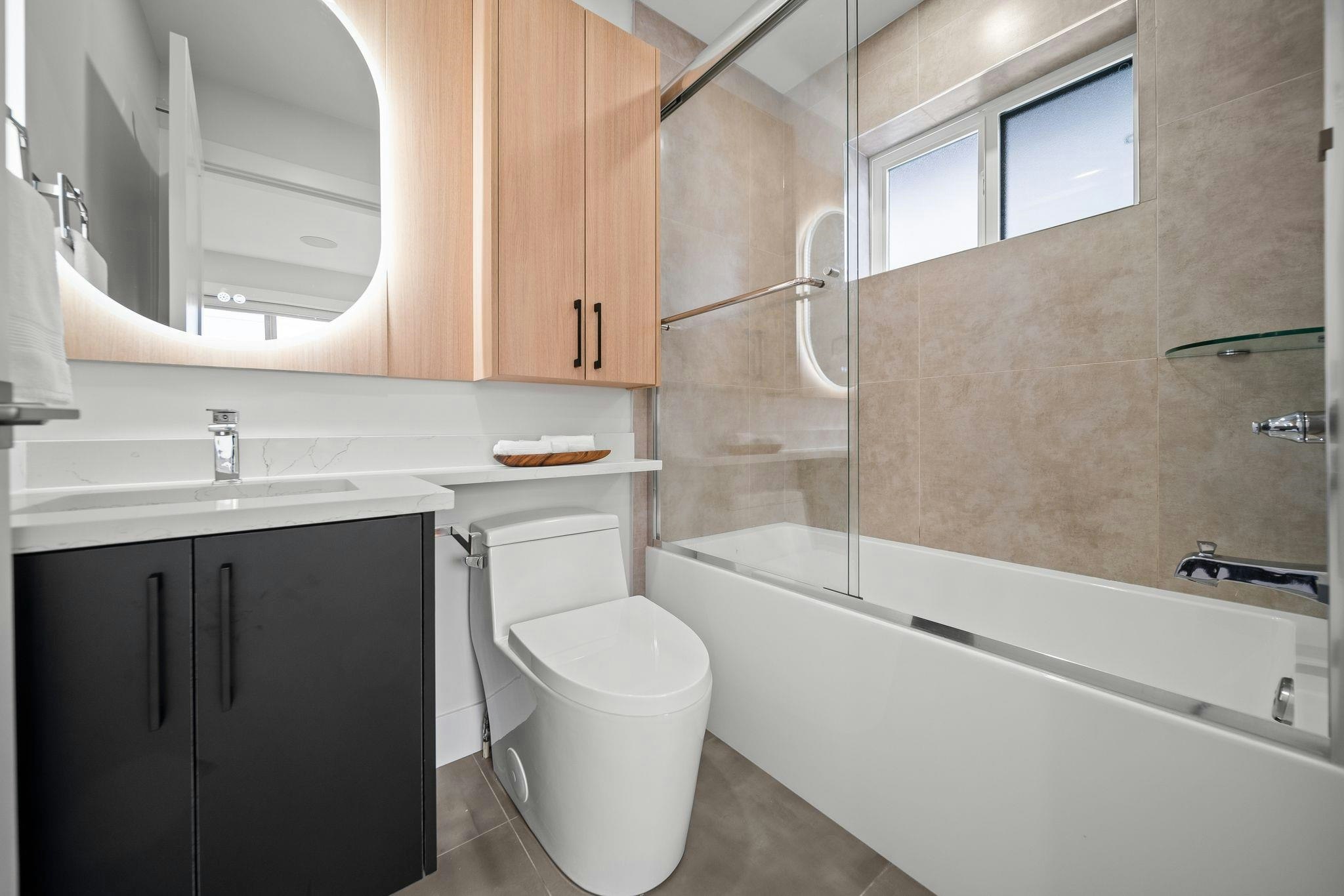 2369 Adanac Street, Vancouver, BC, V5L 2E9 - 20