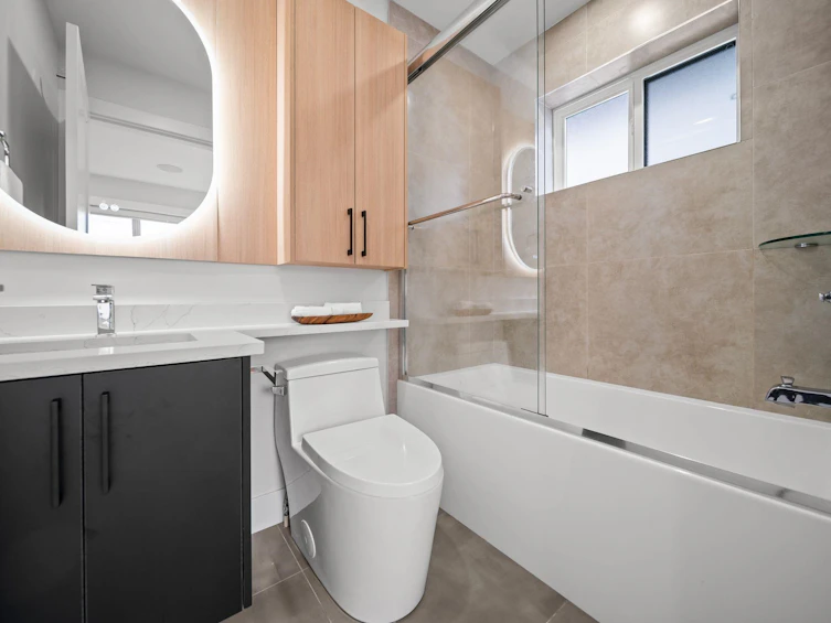 2369 Adanac Street, Vancouver, BC, V5L 2E9 - 20