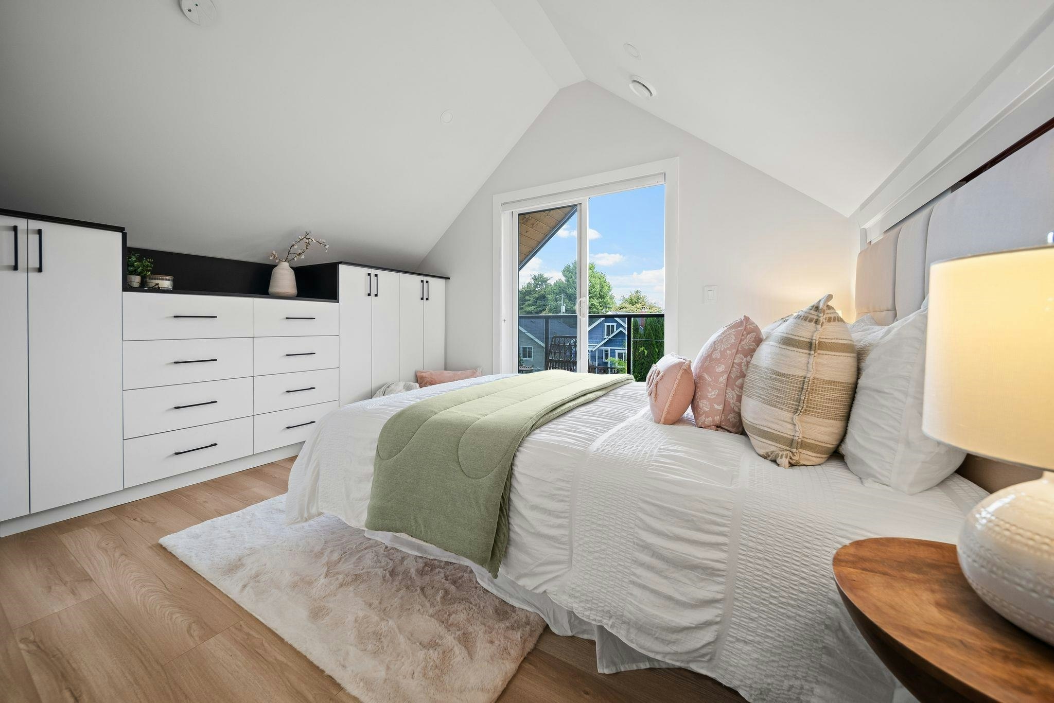 2369 Adanac Street, Vancouver, BC, V5L 2E9 - 22