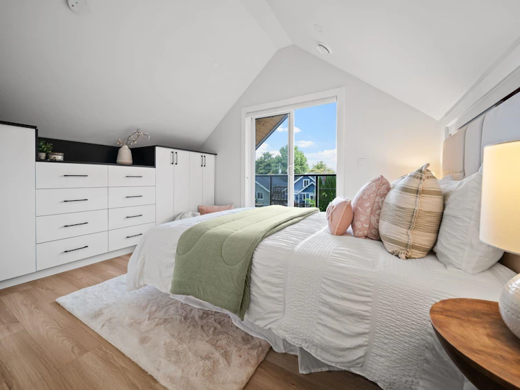 2369 Adanac Street, Vancouver, BC, V5L 2E9 - 22