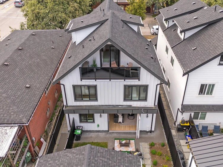 2369 Adanac Street, Vancouver, BC, V5L 2E9 - 34