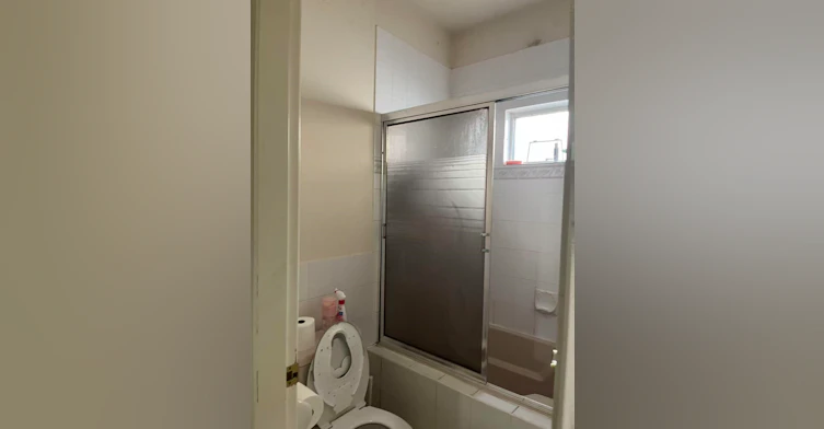 10000 Railway Avenue, Richmond, BC, V7E 2B8 - 3