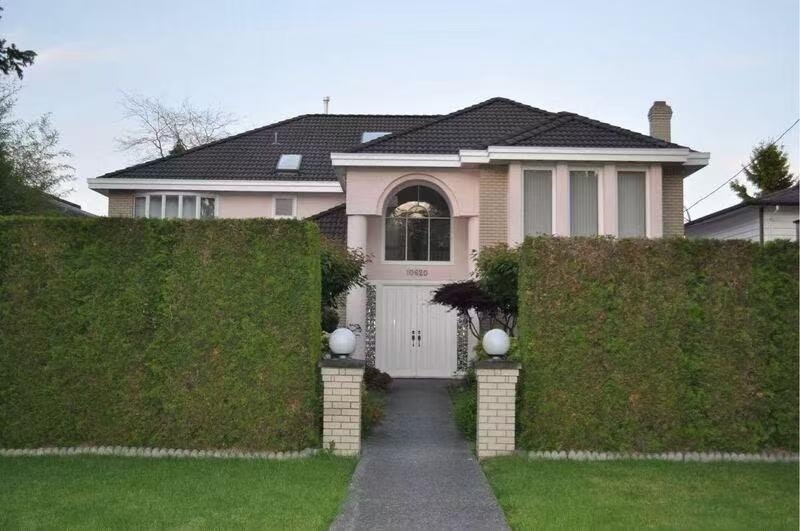 10000 Railway Avenue, Richmond, BC, V7E 2B8