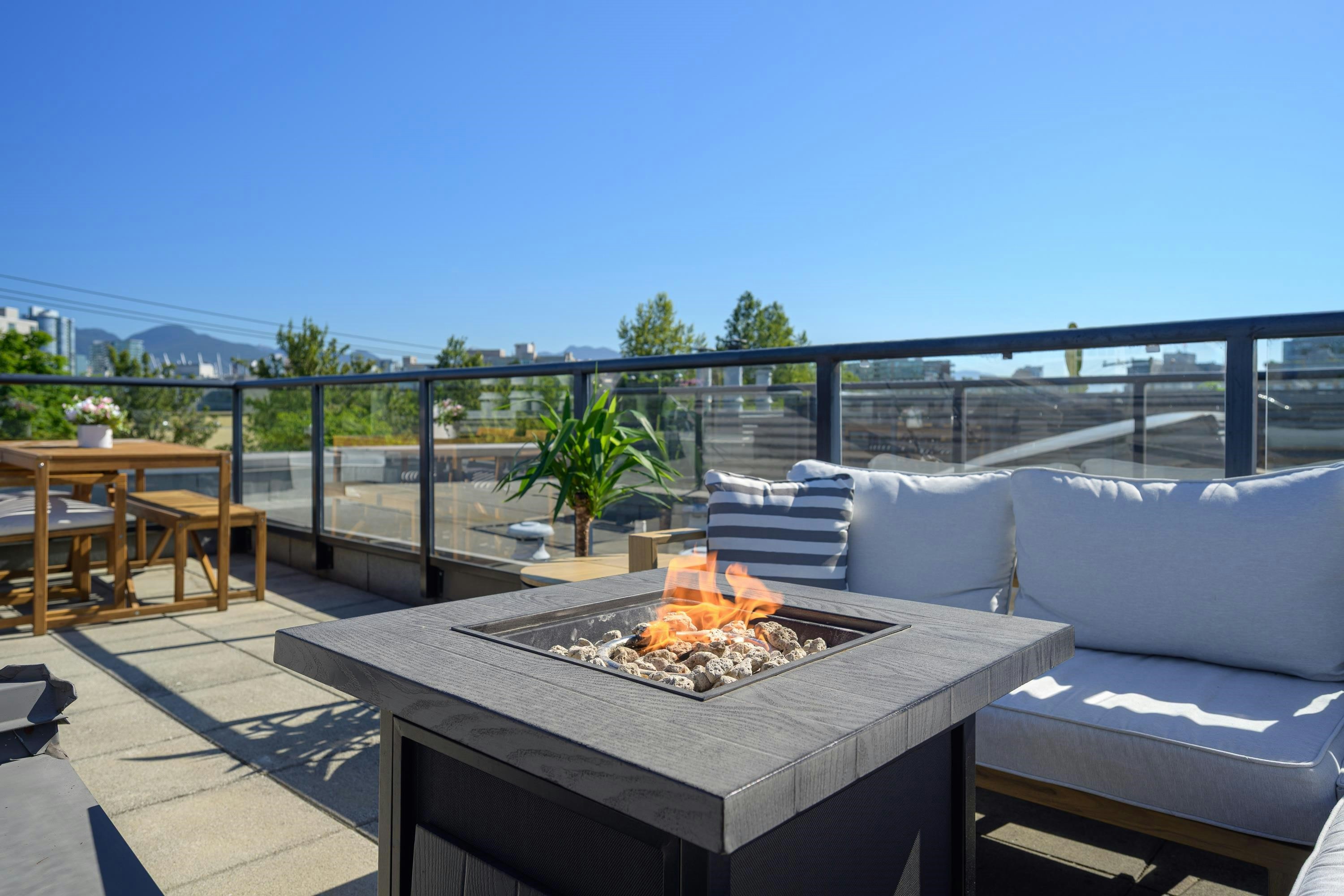 220-676 W 6th Avenue, Vancouver, BC, V5Z 1A3 - 32