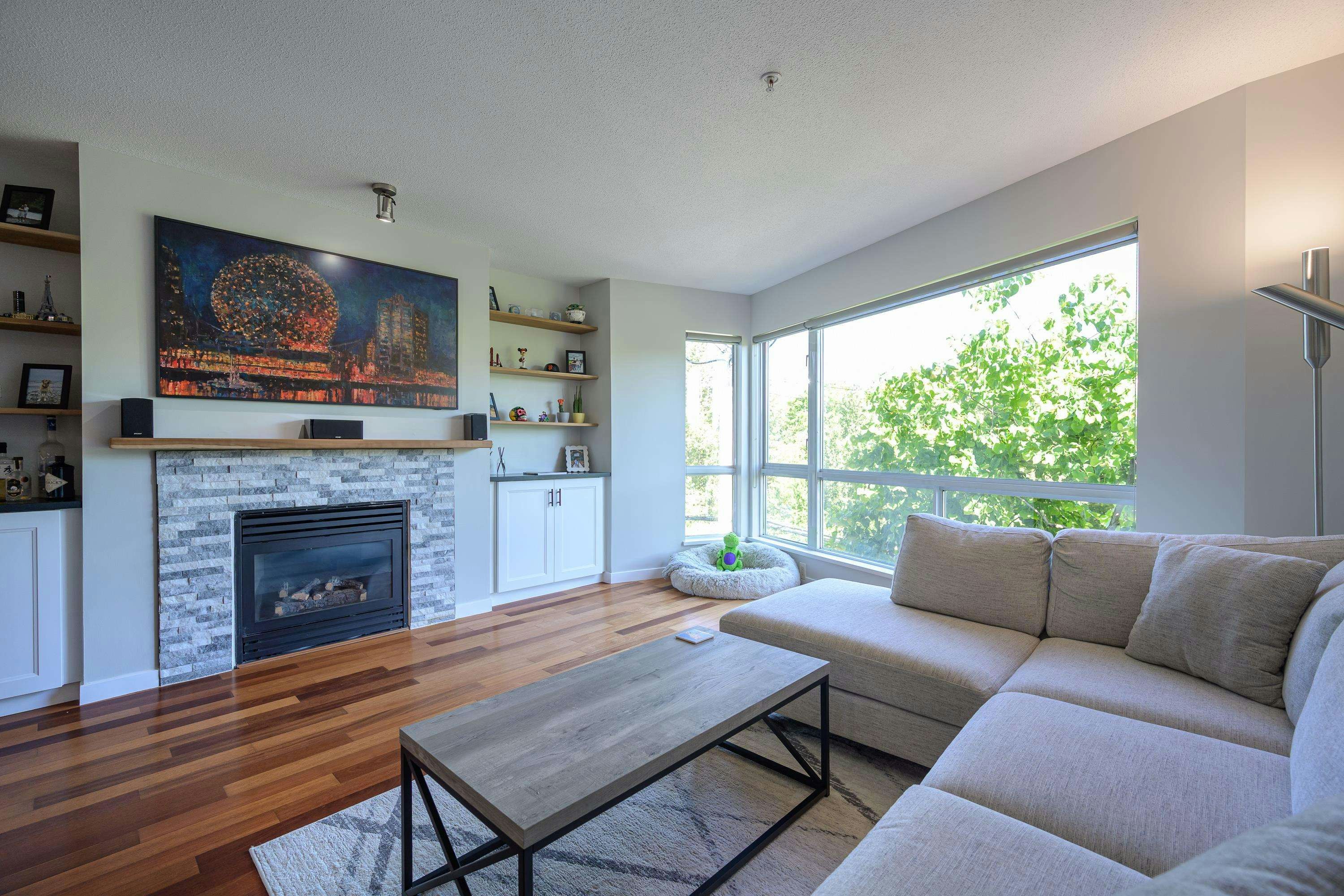 220-676 W 6th Avenue, Vancouver, BC, V5Z 1A3 - 3