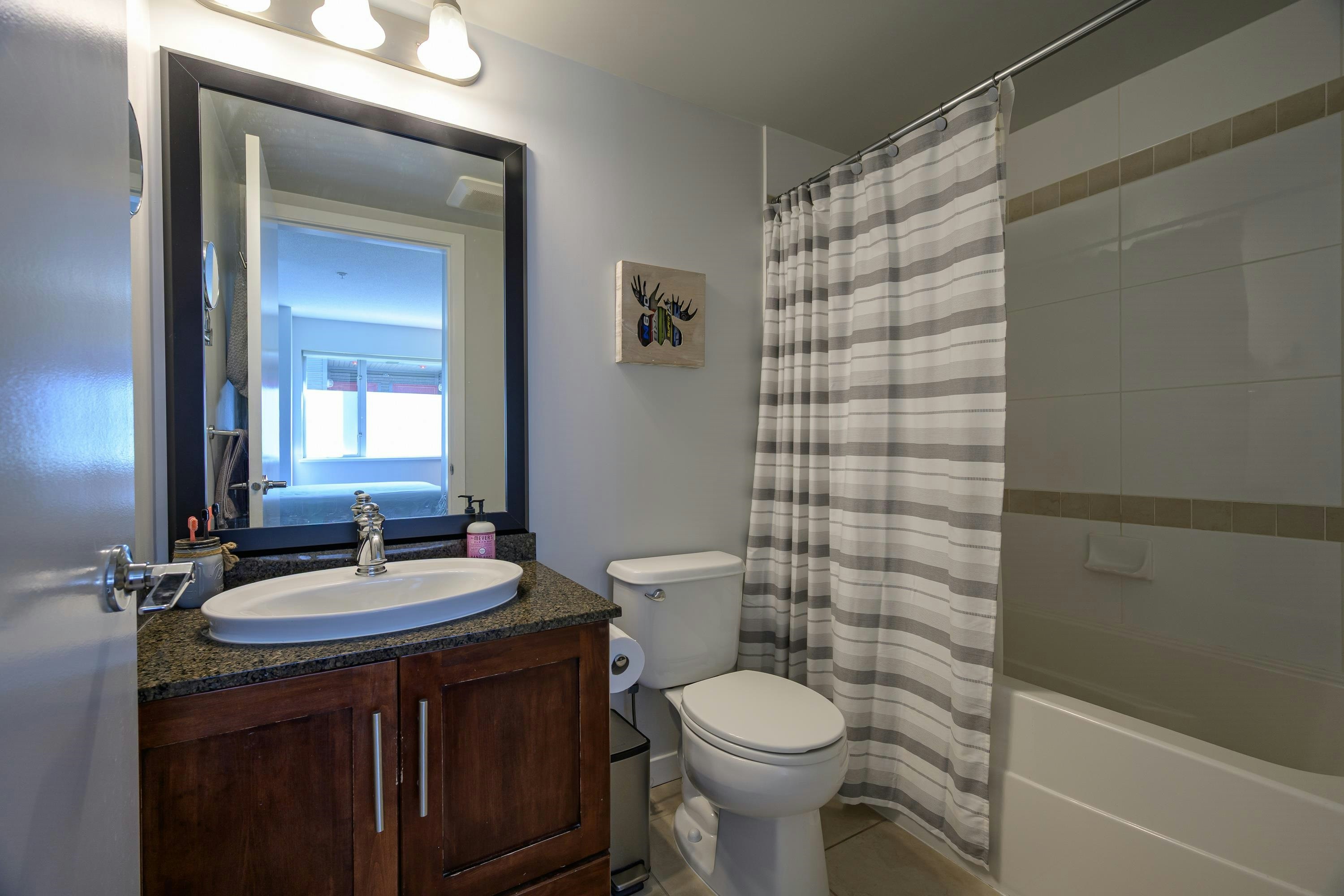 220-676 W 6th Avenue, Vancouver, BC, V5Z 1A3 - 19