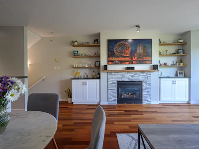 220-676 W 6th Avenue - 4