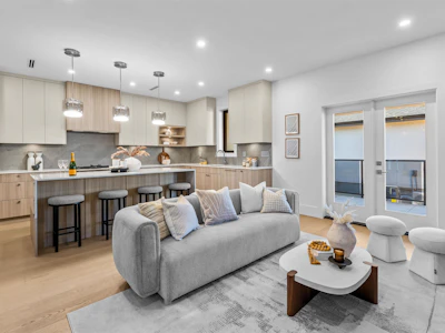 2-7061 Paulus Crescent - 5