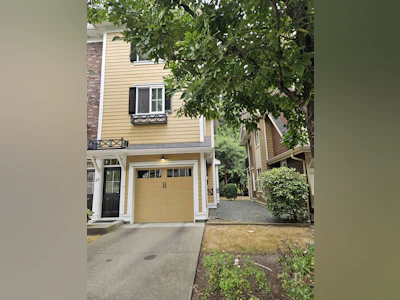 30-5805 Sappers Way - 2