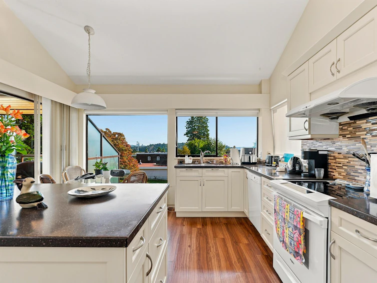 1180 Fulton Avenue, West Vancouver, BC, V7T 1N5 - 15