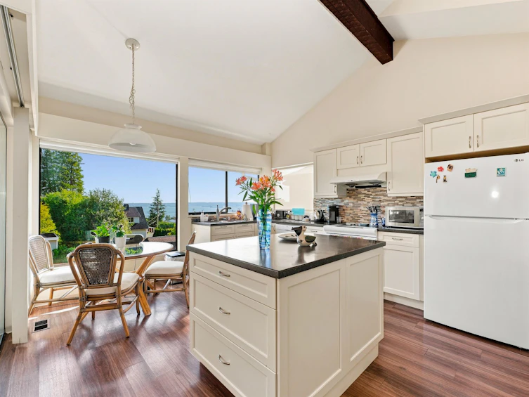 1180 Fulton Avenue, West Vancouver, BC, V7T 1N5 - 14