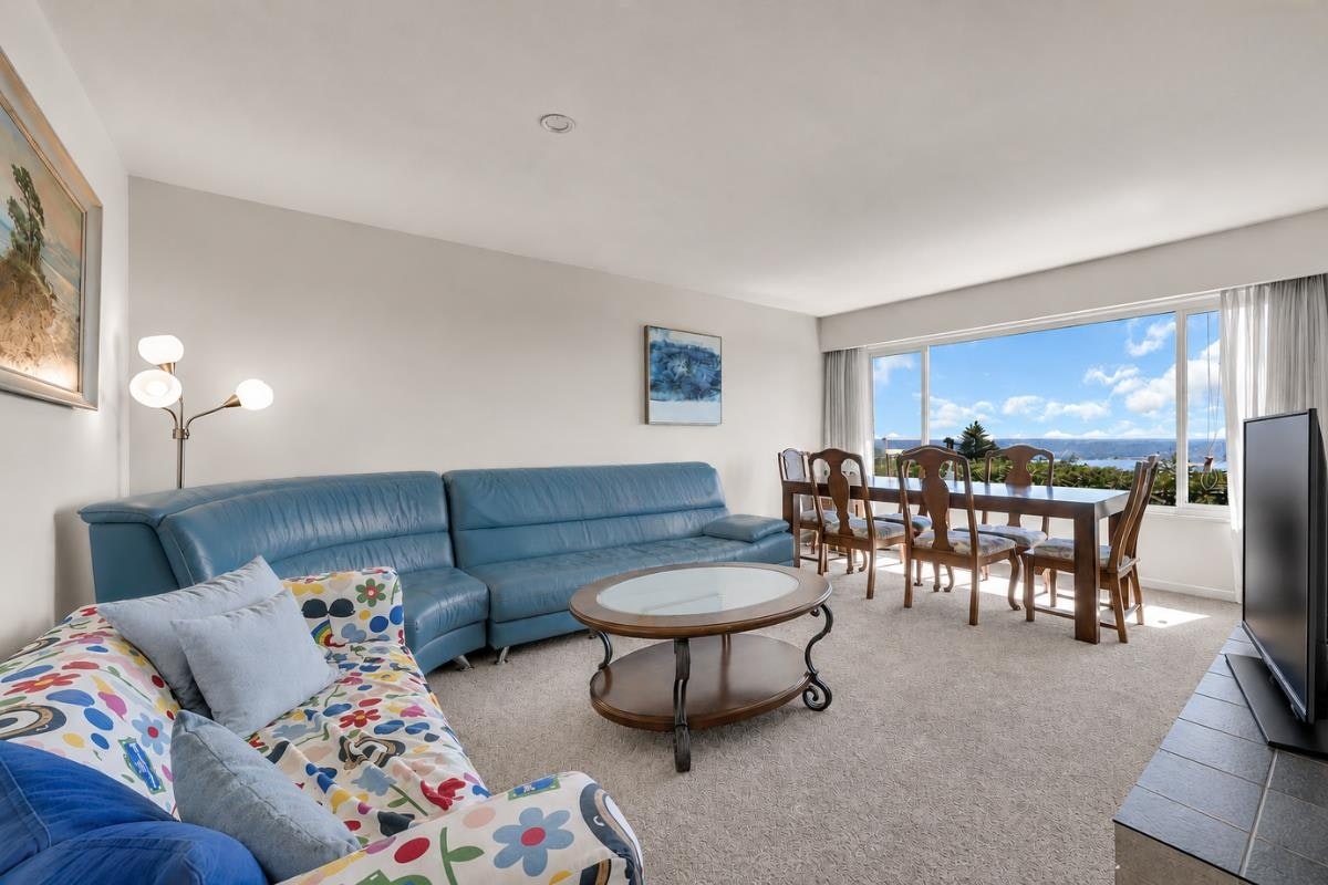 403 Newdale Court - 3