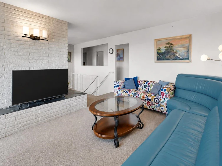 403 Newdale Court, North Vancouver, BC, V7N 3H3 - 6