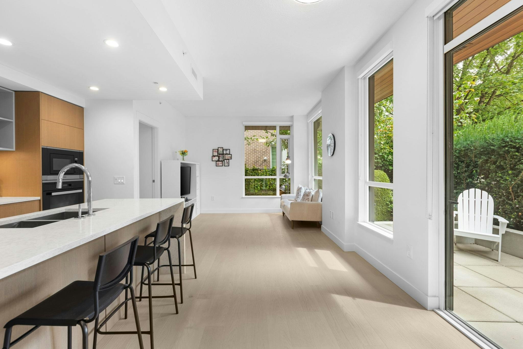 109-469 W King Edward Avenue - 2