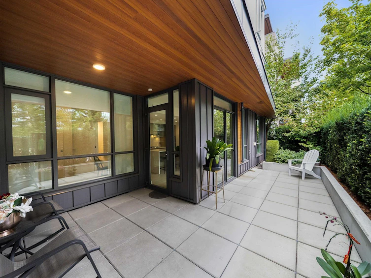 109-469 W King Edward Avenue, Vancouver, BC, V5Y 2J3