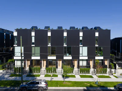 151-2451 N Grandview Highway - 2