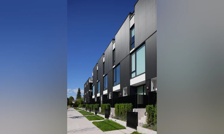 151-2451 N Grandview Highway