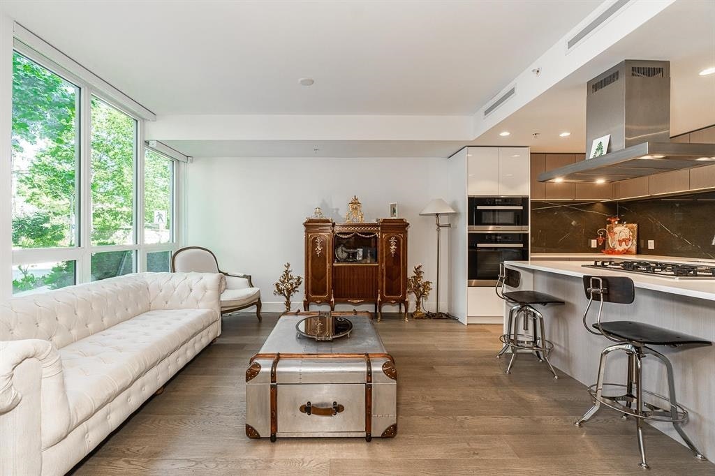 2025 Curling Road, North Vancouver, BC, V7P 0E1 - 3