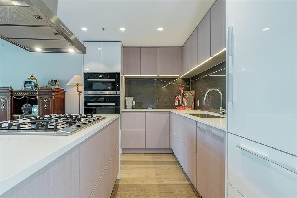 2025 Curling Road, North Vancouver, BC, V7P 0E1 - 30