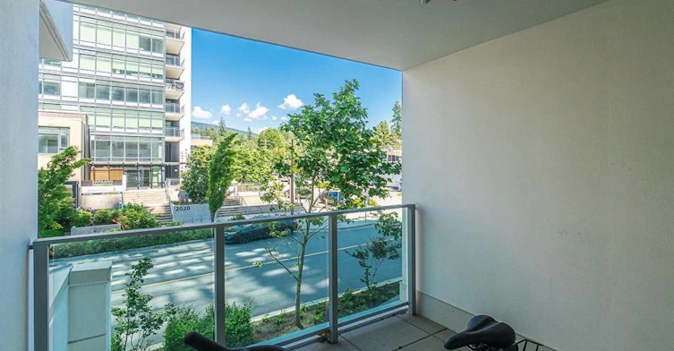 2025 Curling Road, North Vancouver, BC, V7P 0E1 - 6