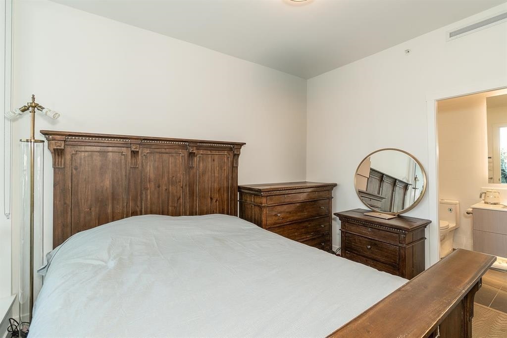 2025 Curling Road, North Vancouver, BC, V7P 0E1 - 13