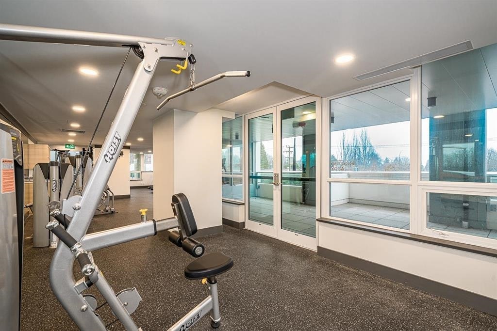 2025 Curling Road, North Vancouver, BC, V7P 0E1 - 21