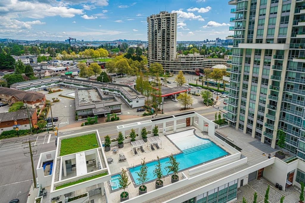 2025 Curling Road, North Vancouver, BC, V7P 0E1 - 24