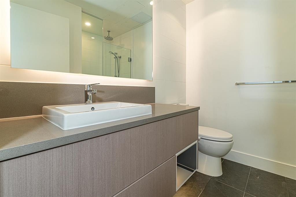 2025 Curling Road, North Vancouver, BC, V7P 0E1 - 22